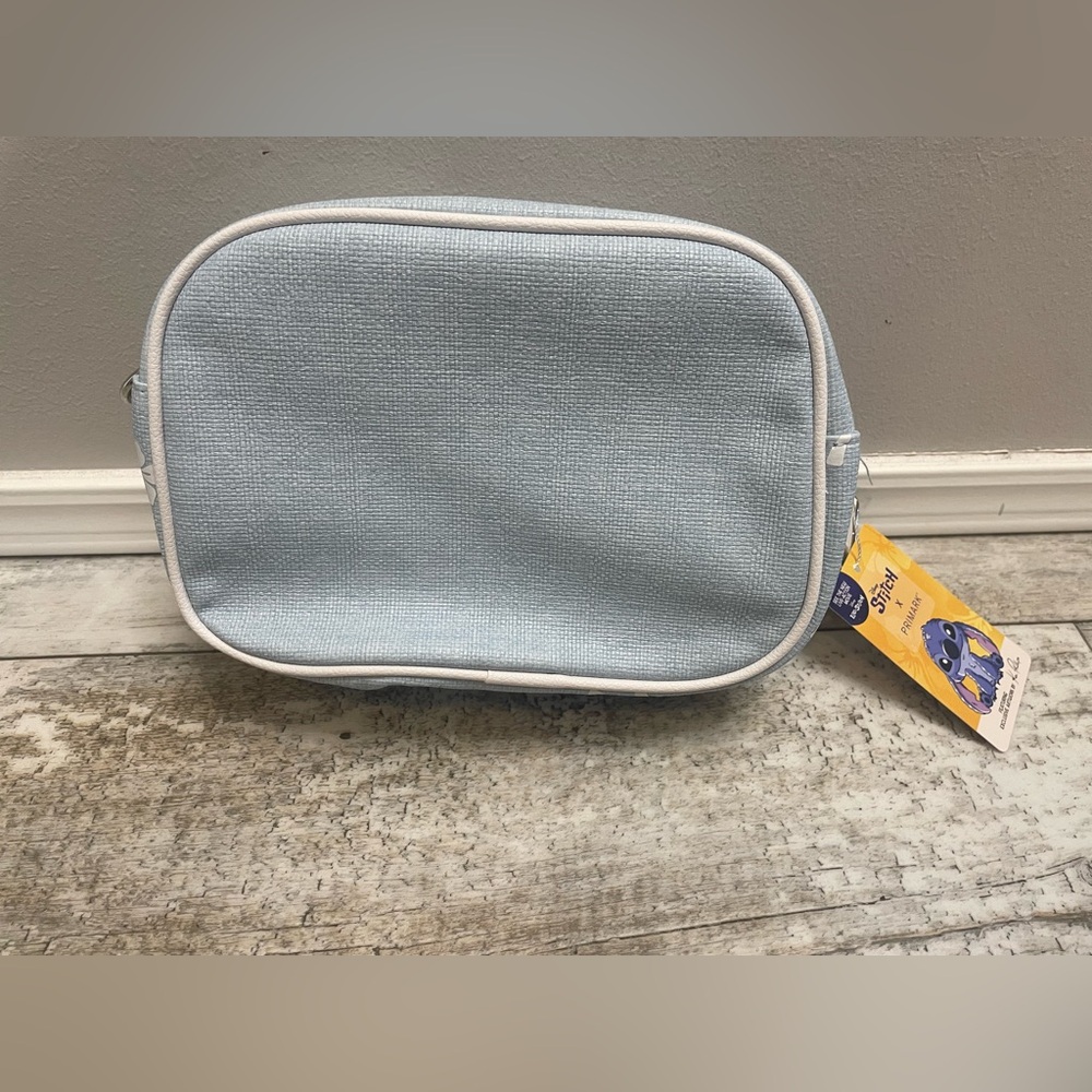 NWT Disney Lilo and stitch luggage Carry On, weekender, crossbody and phone bag - Picture 11 of 11